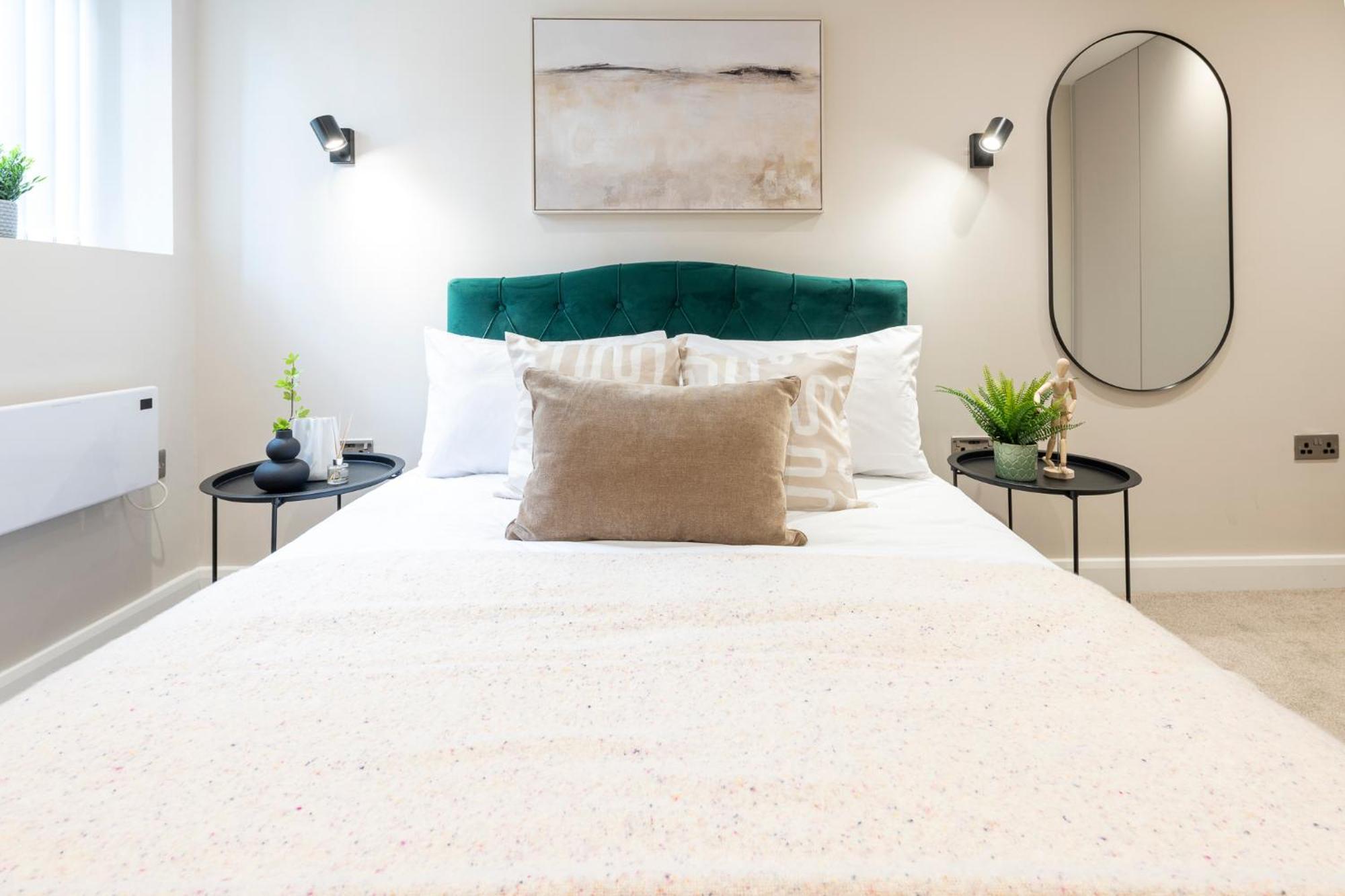 Harvey Nic'S & Designer Quarter 74 Ch Apartment Лийдс Екстериор снимка