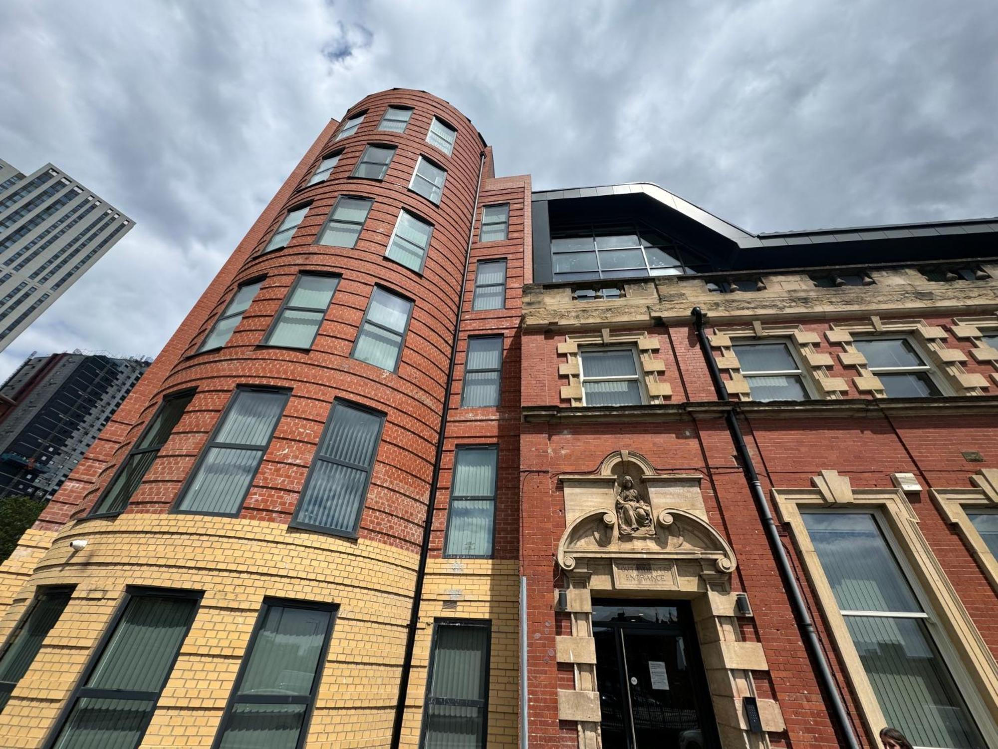 Harvey Nic'S & Designer Quarter 74 Ch Apartment Лийдс Екстериор снимка